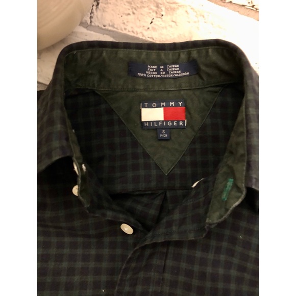 Tommy Hilfiger Unisex Button Down Shirt - Picture 3 of 4